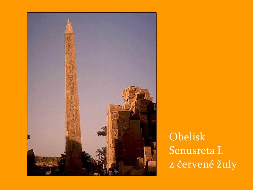 Obelisk Senusreta I. z červené žuly