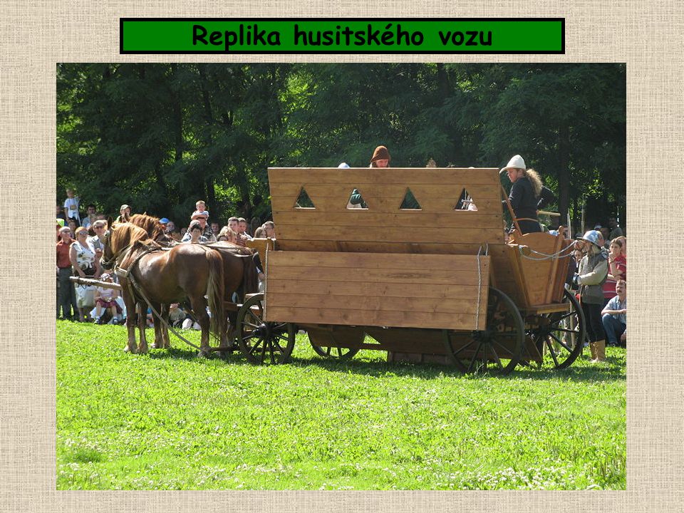 Replika husitského vozu