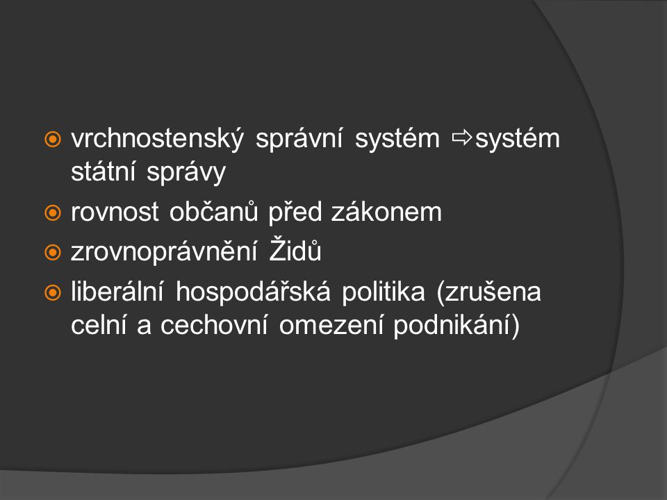 vrchnostenský správní systém systém státní správy